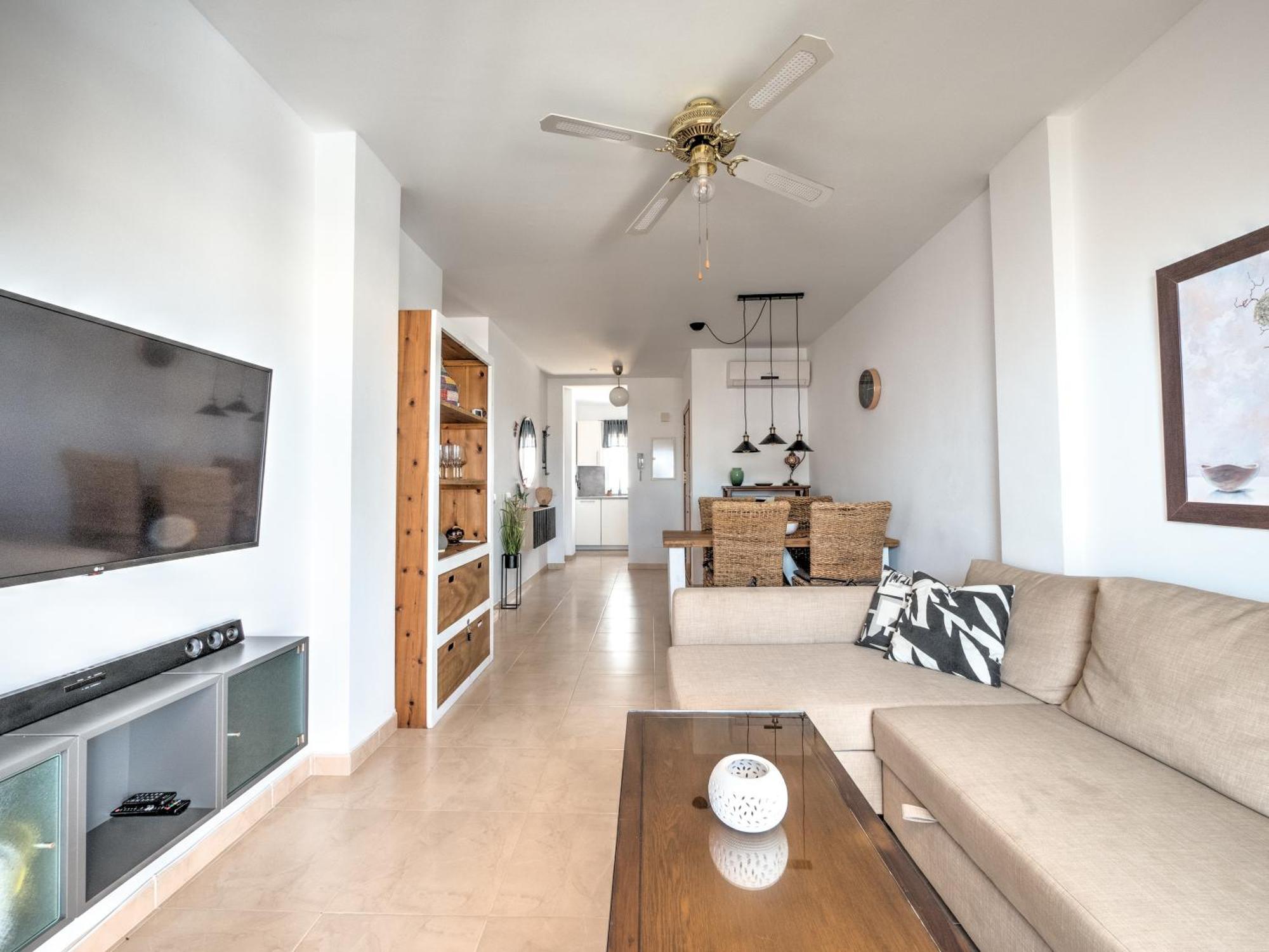 Stunning At Burriana Beach, Apartment *
